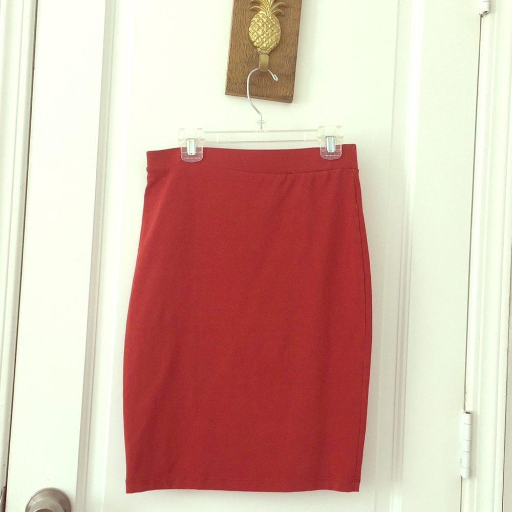 Tight skirt